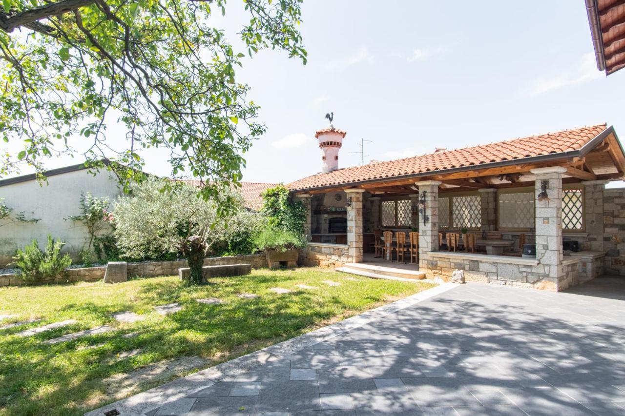 Villa Hermes Art Dutovlje 外观 照片